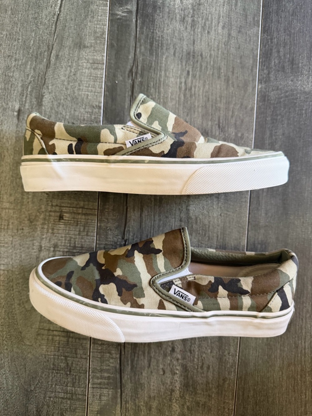 Vans Classic Slip-On Camo Sneakers - Woodland Camouflage - Women’s 7 / Men’s 5.5 - Picture 6 of 8